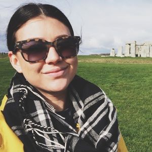 Meet your Posher, Amy